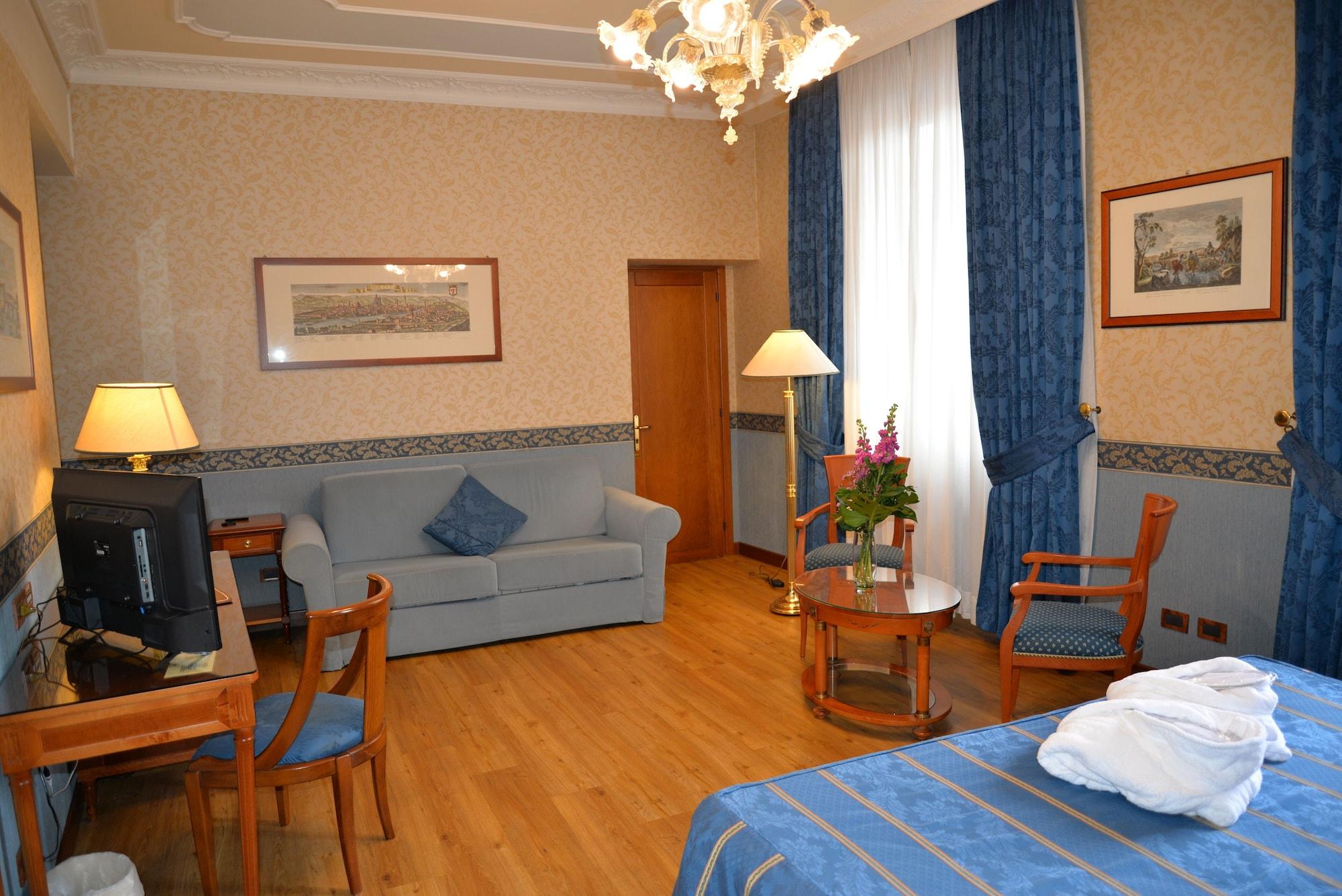 สตรอซซี ปาลาเช โฮเทล Hotel ฟลอเรนซ์ ภายนอก รูปภาพ