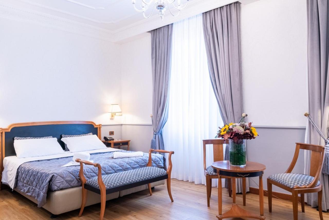 สตรอซซี ปาลาเช โฮเทล Hotel ฟลอเรนซ์ ภายนอก รูปภาพ