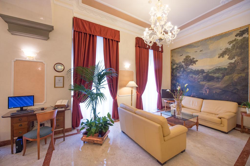 สตรอซซี ปาลาเช โฮเทล Hotel ฟลอเรนซ์ ภายนอก รูปภาพ