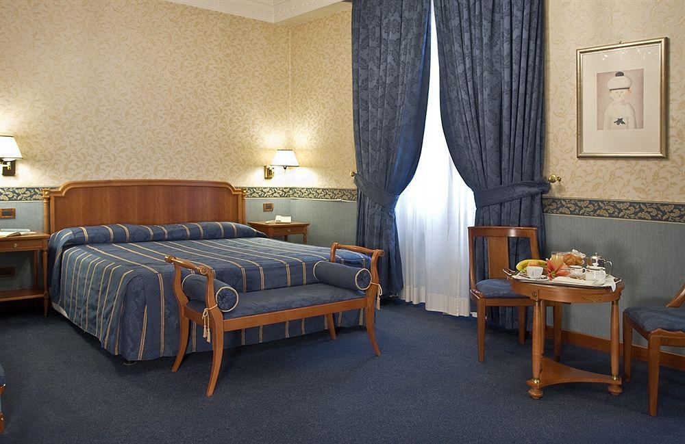 สตรอซซี ปาลาเช โฮเทล Hotel ฟลอเรนซ์ ภายนอก รูปภาพ